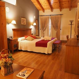 Suite con Cama Queen